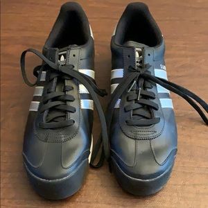 Men’s black silver Adidas Samoa shoes 11